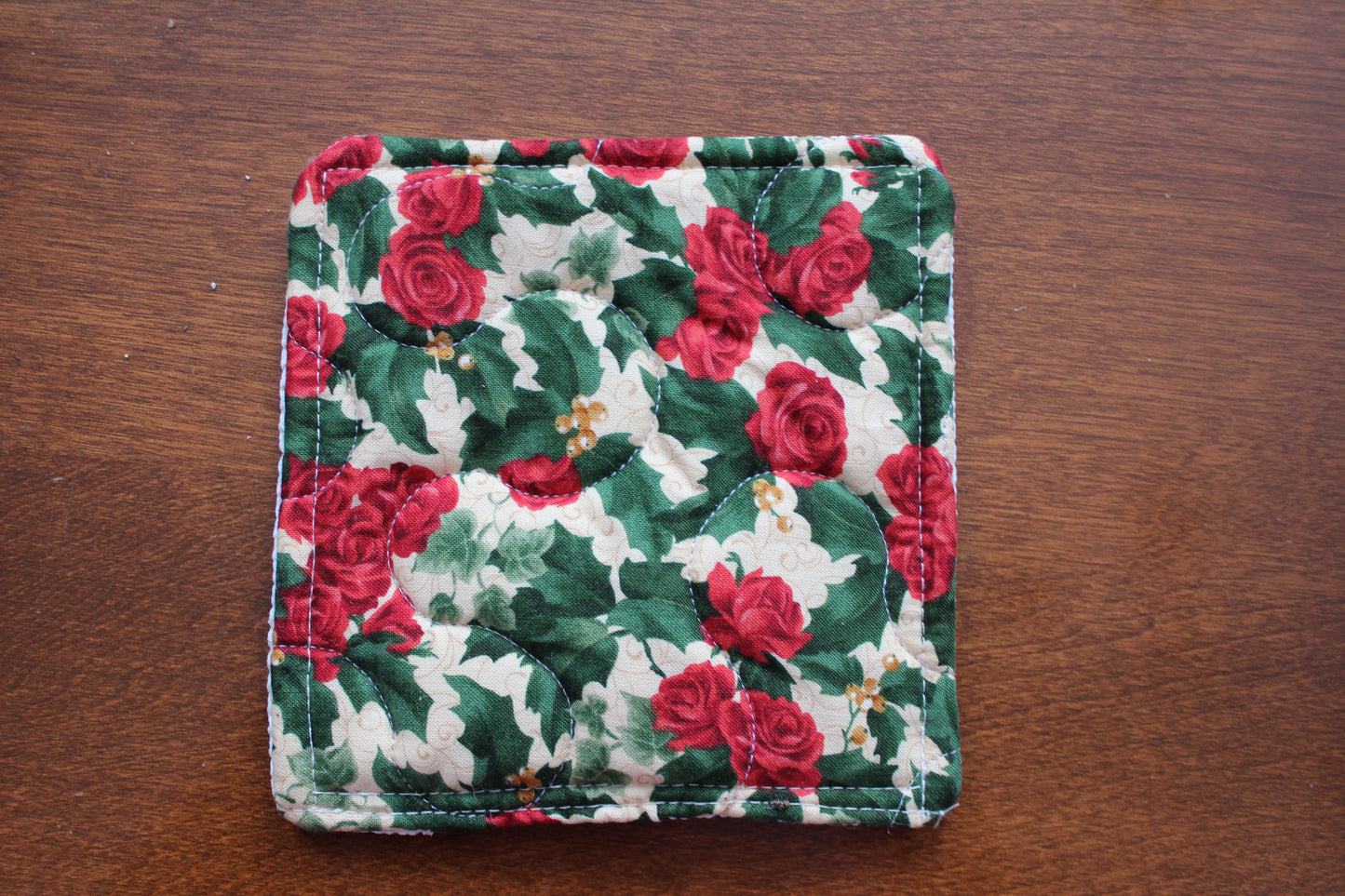 Roses with Holly Get-a-Grip