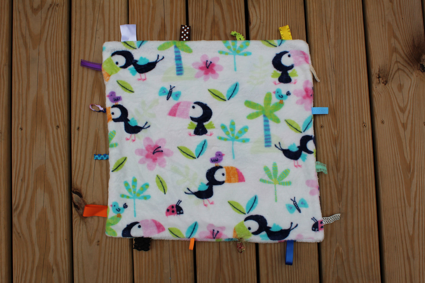 Myma Bird Tag Blanket